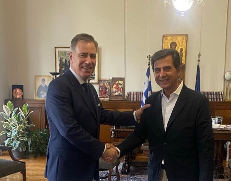 Συνάντηση εργασίας ΥΜΑΘ με τον πρόεδρο του ΔΙΠΑΕ