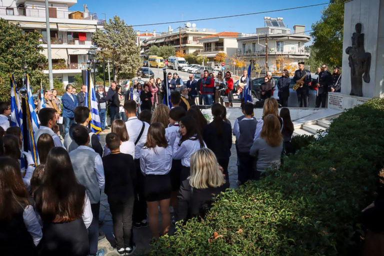 Ο δήμος Νεάπολης-Συκεών τιμά την επέτειο της απελευθέρωσης της Θεσσαλονίκης από τους Γερμανούς κατακτητές