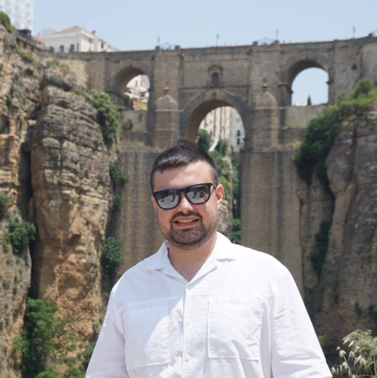 Το ελληνικό MAGA