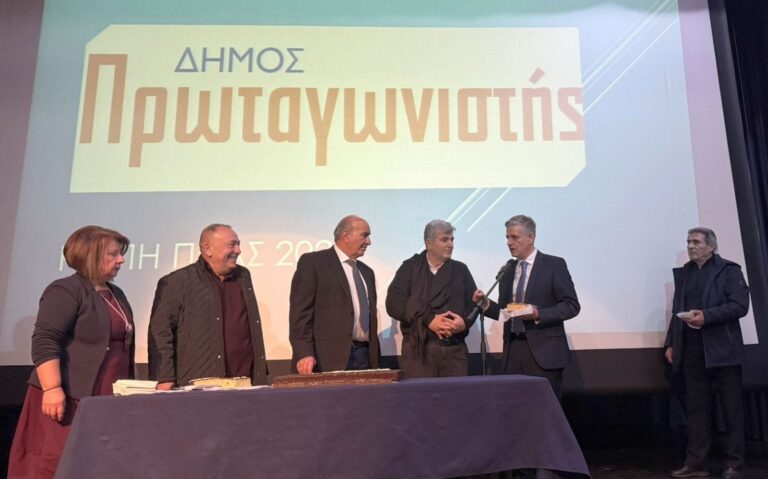 Η δημοτική παράταξη «Δήμος Πρωταγωνιστής» καλωσόρισε τη νέα χρονιά με την κοπή της βασιλόπιτας